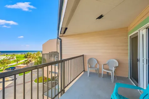 9520 Seawall Boulevard 338 Galveston TX 77554