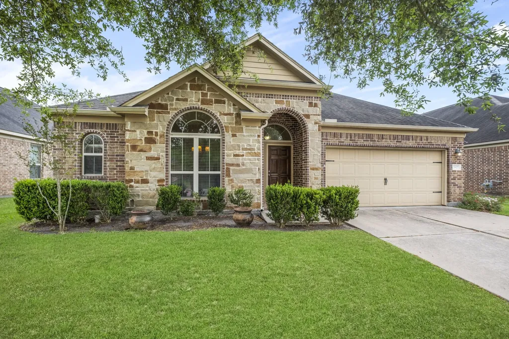 2827 Intrepid Trail Rosenberg TX 77471