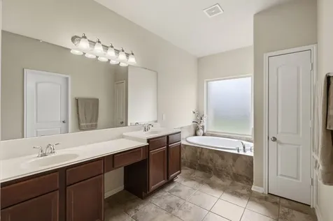 2827 Intrepid Trail Rosenberg TX 77471