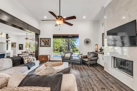 18885 Harbor Side Boulevard Montgomery TX 77356