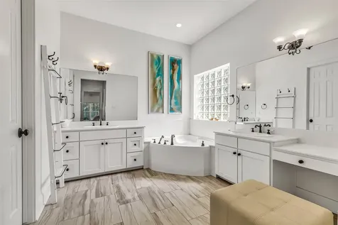 18885 Harbor Side Boulevard Montgomery TX 77356