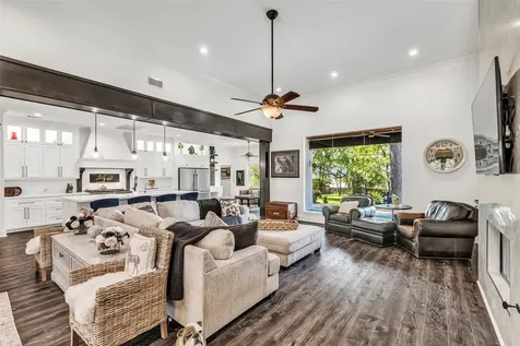 18885 Harbor Side Boulevard Montgomery TX 77356