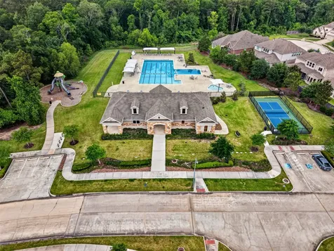 3311 Pleasant Hollow Lane Houston TX 77365