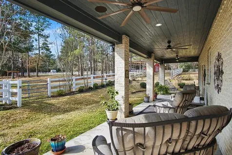 15569 Crown Oaks Drive Montgomery TX 77316