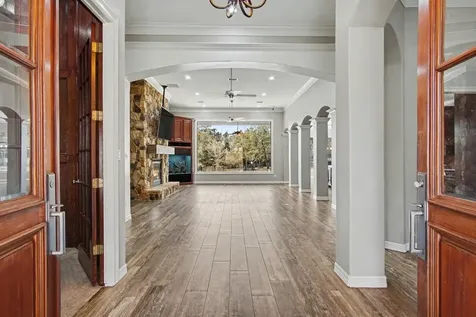 15569 Crown Oaks Drive Montgomery TX 77316
