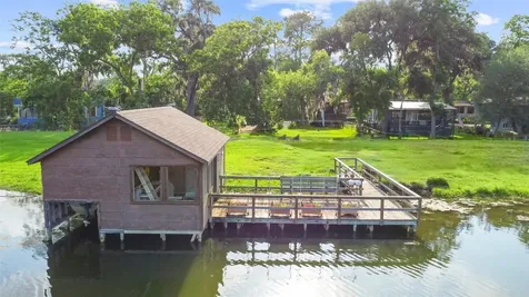 30523 Plantation Drive 37 Damon TX 77486