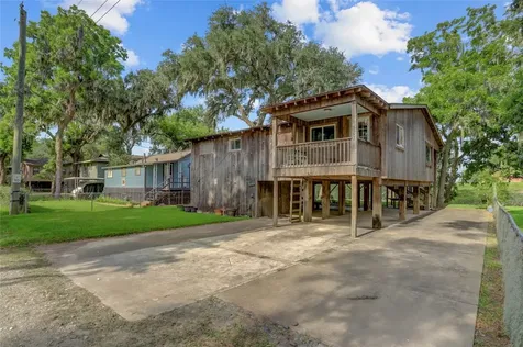 30523 Plantation Drive 37 Damon TX 77486