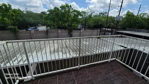 2601 Bellefontaine Street B219 Houston TX 77025