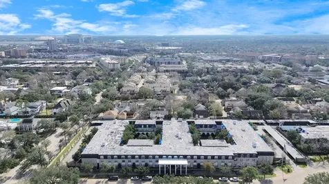 2601 Bellefontaine Street B219 Houston TX 77025