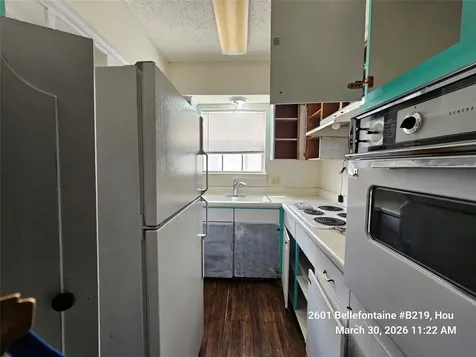 2601 Bellefontaine Street B219 Houston TX 77025