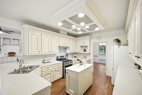 5925 Ranch Lake Drive Magnolia TX 77354