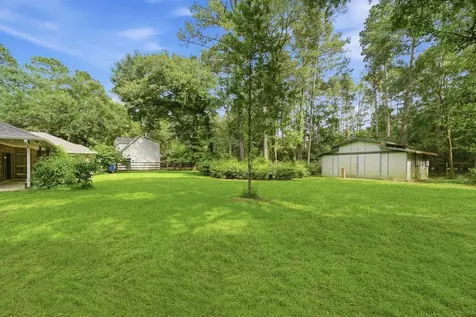 5925 Ranch Lake Drive Magnolia TX 77354