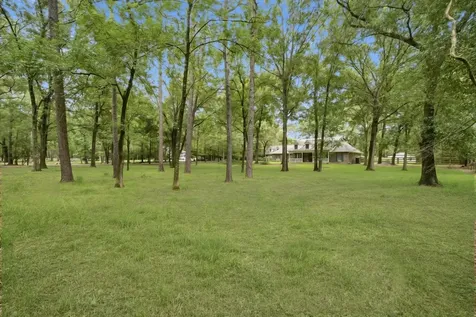 5925 Ranch Lake Drive Magnolia TX 77354