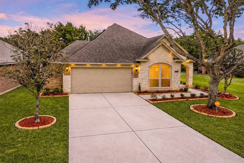25826 Riverside Creek Drive Richmond TX 77406