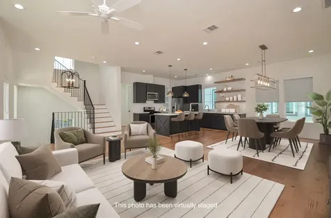 204 Burr Street G Houston TX 77011