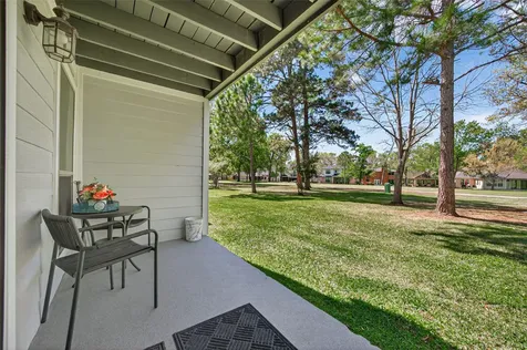 13151 Walden Road 129 Montgomery TX 77356