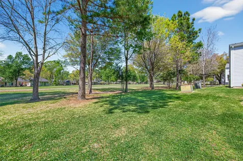 13151 Walden Road 129 Montgomery TX 77356