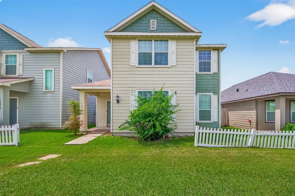 10876 S Lake Mist Lane Willis TX 77318