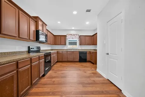 10876 S Lake Mist Lane Willis TX 77318