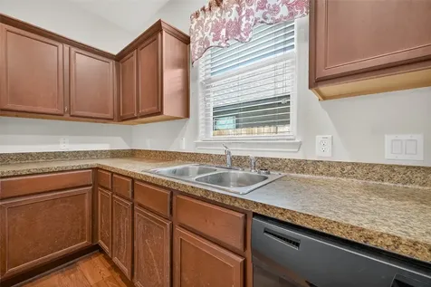 10876 S Lake Mist Lane Willis TX 77318