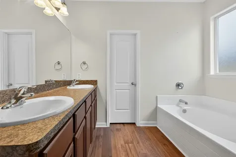 10876 S Lake Mist Lane Willis TX 77318