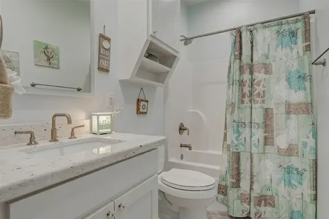 2408 Sandpiper Crystal Beach TX 77650