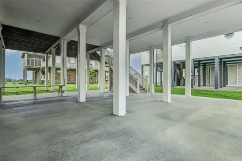 2408 Sandpiper Crystal Beach TX 77650