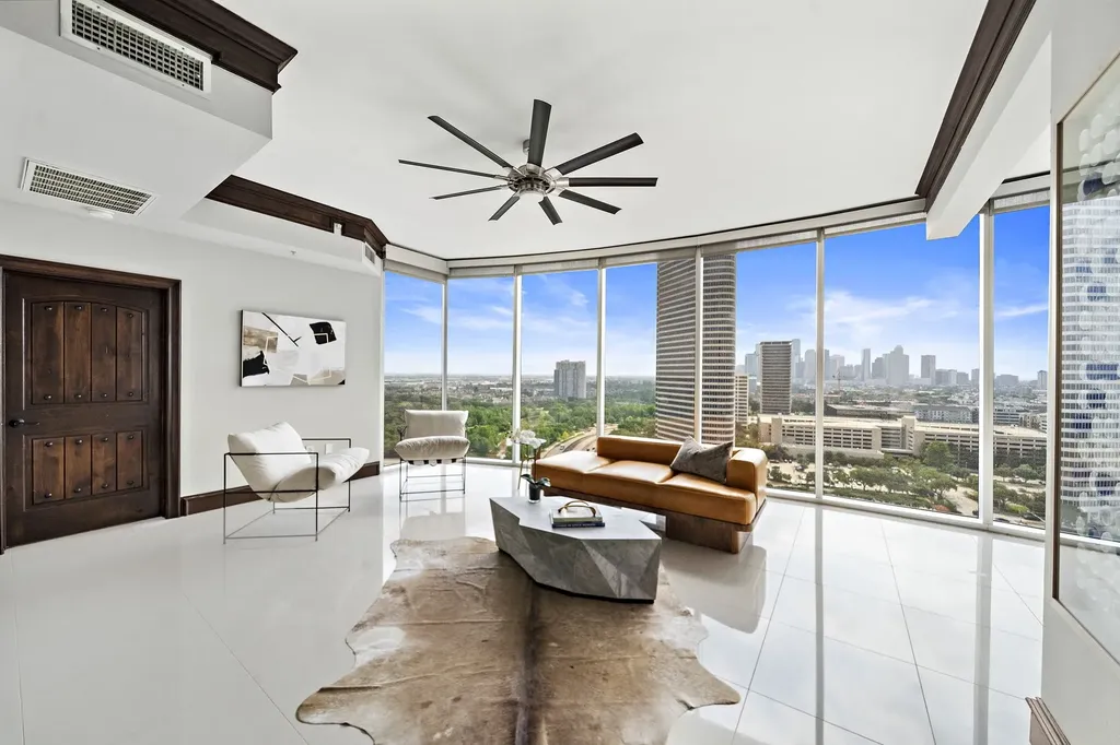 3333 Allen Parkway 2006 Houston TX 77019
