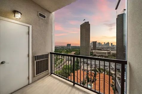 3333 Allen Parkway 2006 Houston TX 77019