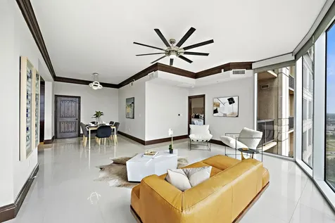 3333 Allen Parkway 2006 Houston TX 77019