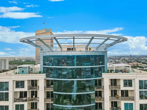 3333 Allen Parkway 2006 Houston TX 77019