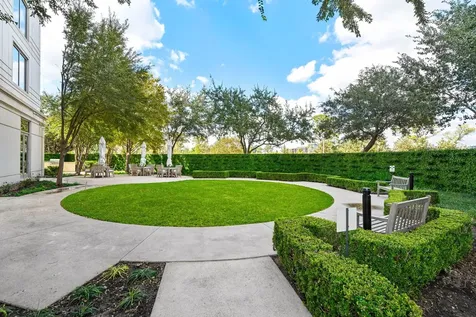 3333 Allen Parkway 2006 Houston TX 77019