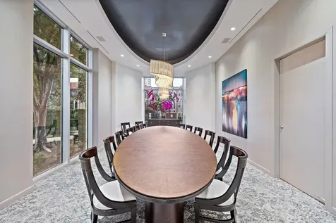 3333 Allen Parkway 2006 Houston TX 77019