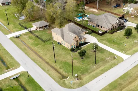 28503 Riverside Crest Lane Houston TX 77336