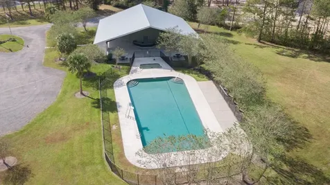 28503 Riverside Crest Lane Houston TX 77336