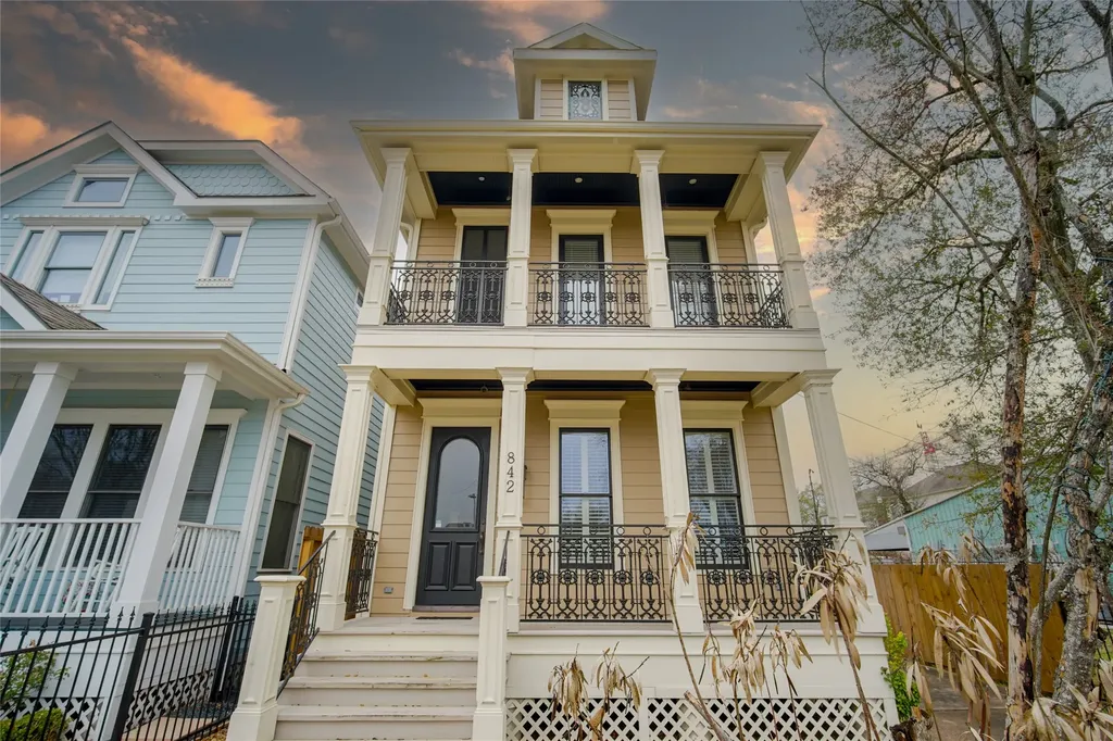 842 W 22nd Street Houston TX 77008