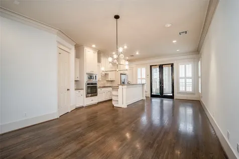 842 W 22nd Street Houston TX 77008