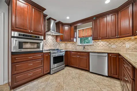 5638 Sanford Road Houston TX 77096