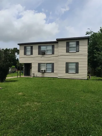 1208 7th Ave Avenue 1 Texas City TX 77590