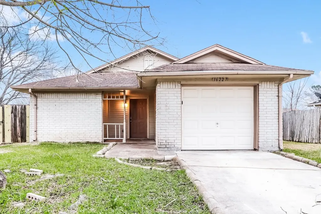 16227 Corsair Road Houston TX 77053