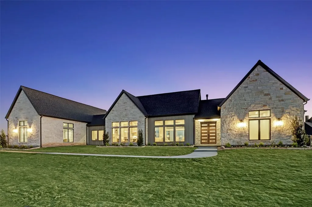 104 Turney Trace Lane Round Top TX 78954