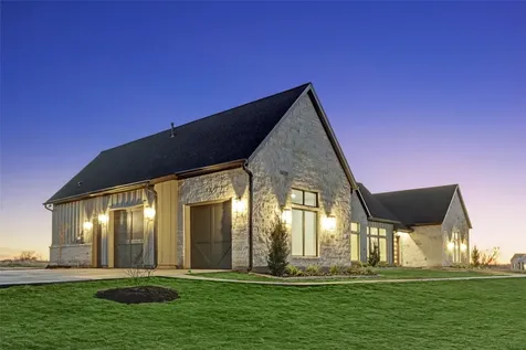 104 Turney Trace Lane Round Top TX 78954