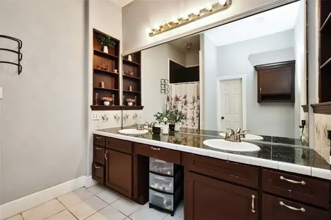 4819 Sherri Lane Crosby TX 77532