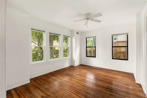 2202 W Main Street Houston TX 77098