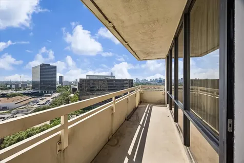 15 Greenway Plaza 14f Houston TX 77046