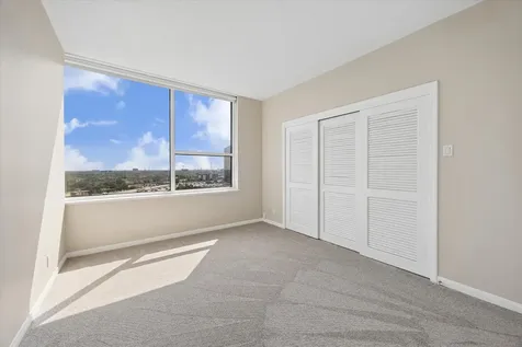 15 Greenway Plaza 14f Houston TX 77046