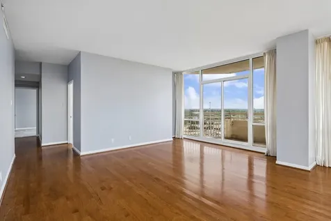 15 Greenway Plaza 14f Houston TX 77046
