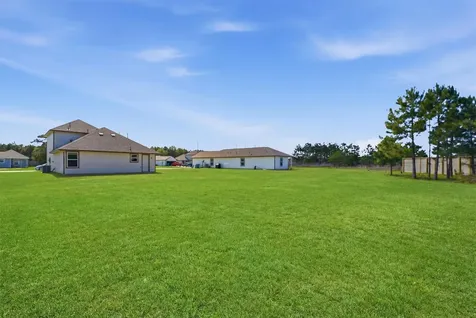 317 Road 5138 Cleveland TX 77327