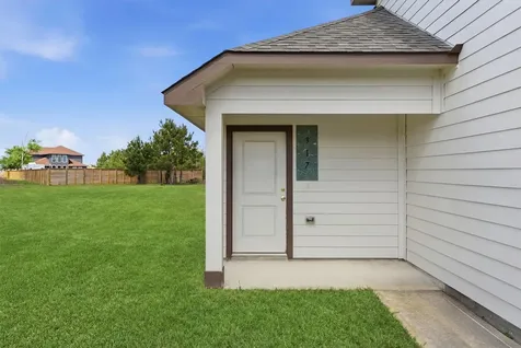 317 Road 5138 Cleveland TX 77327