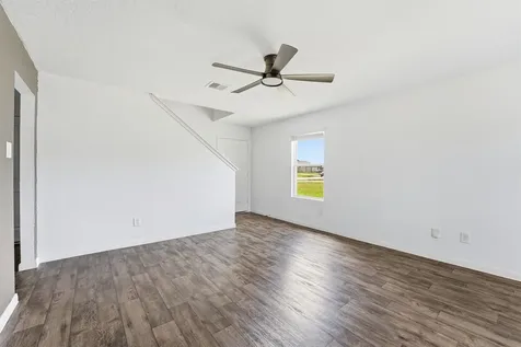 317 Road 5138 Cleveland TX 77327